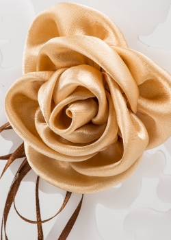 Текстильная брошь-роза